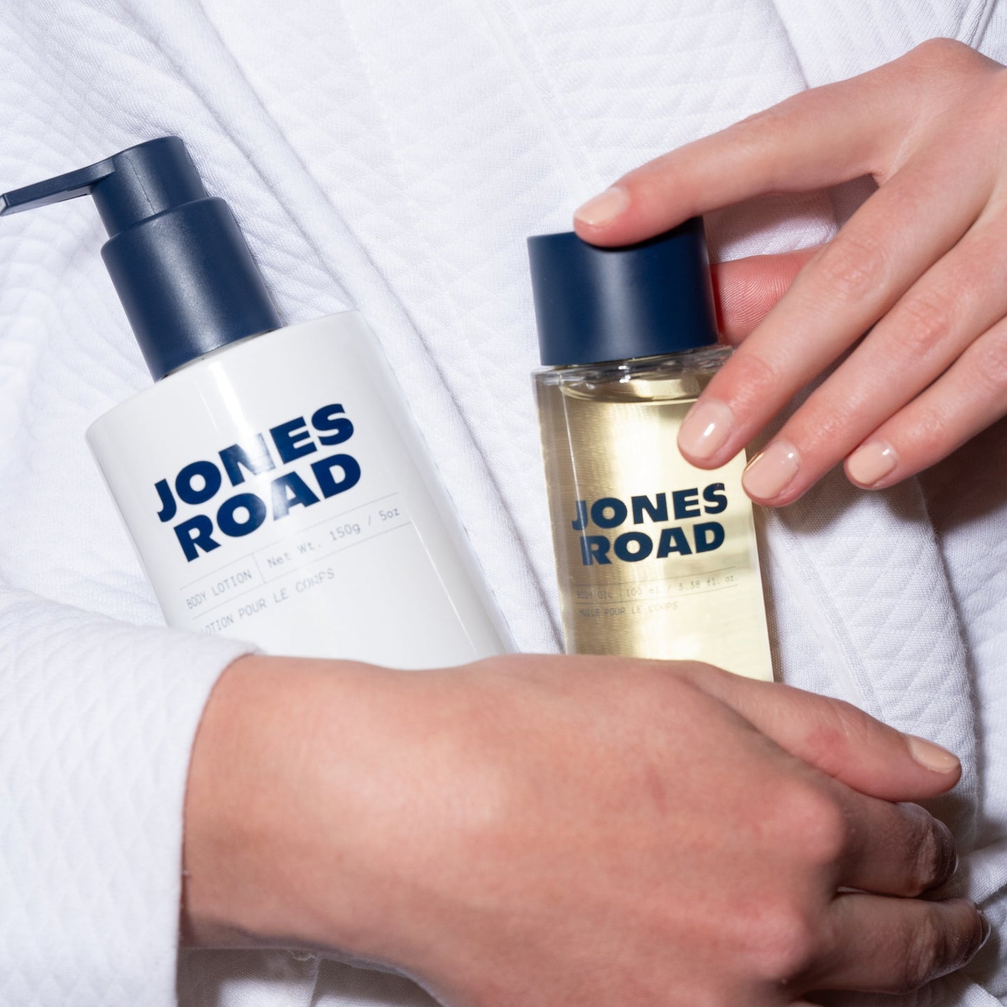 BODY OIL - US 5208