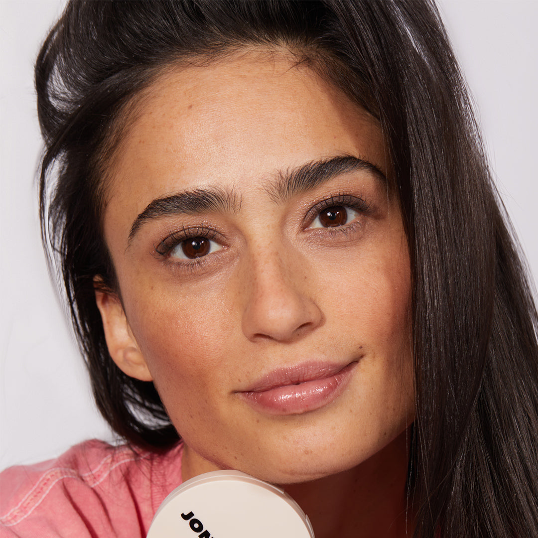 THE BRONZER - US 9819