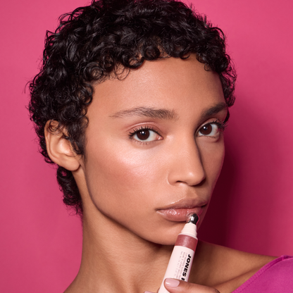LIP RECHARGE - US 7600