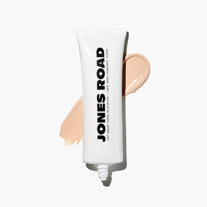 JUST ENOUGH TINTED MOISTURIZER - US 3538