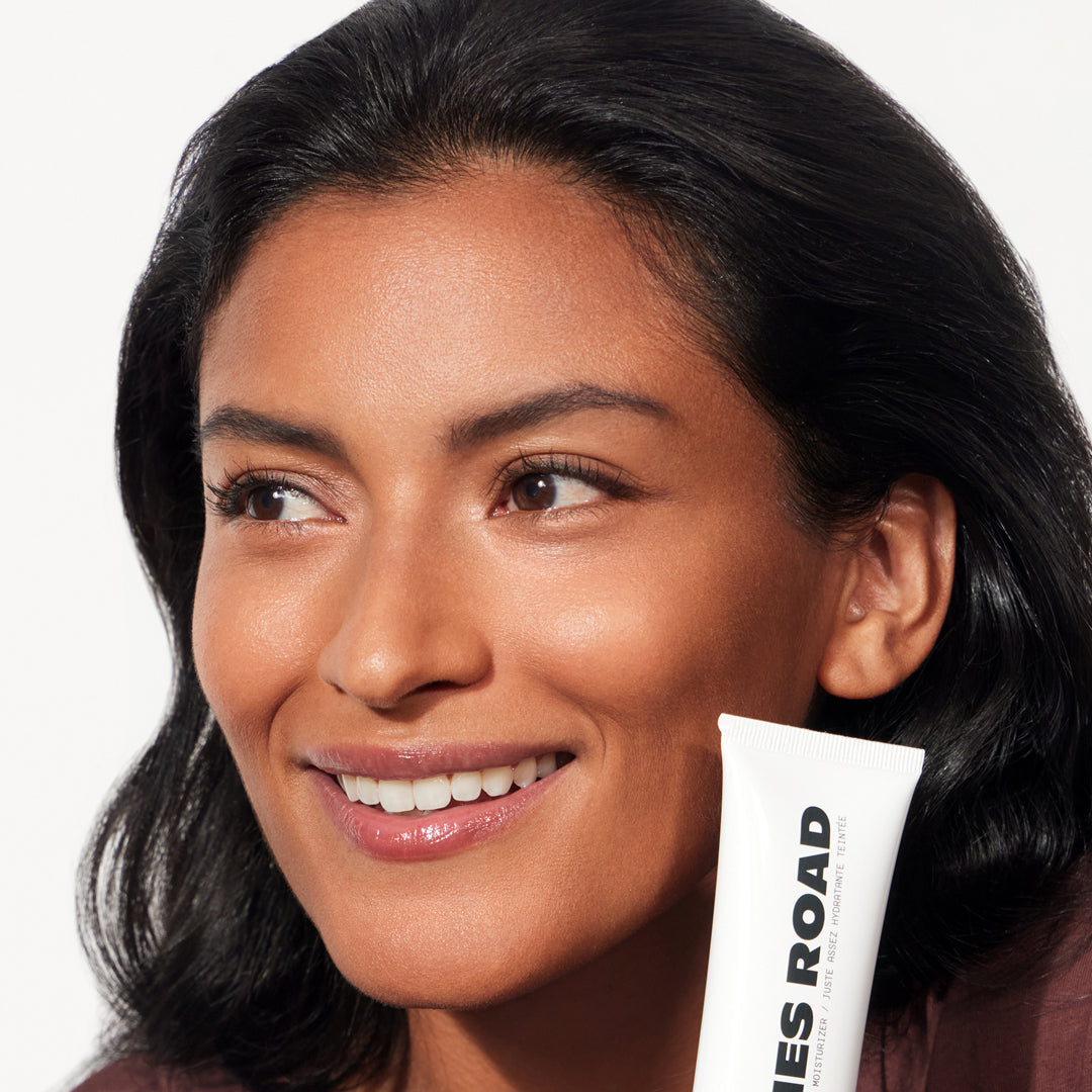 JUST ENOUGH TINTED MOISTURIZER - US 9296