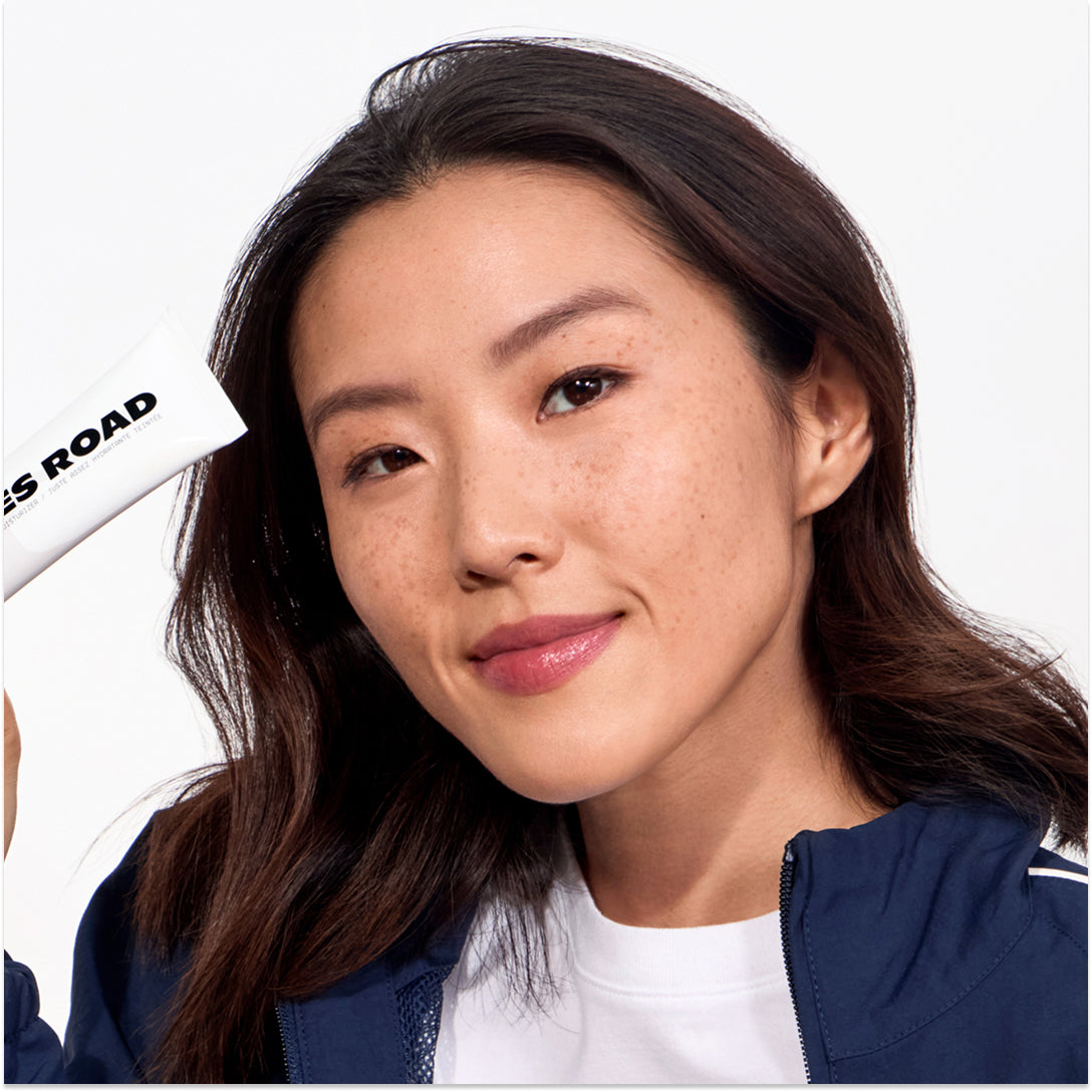 JUST ENOUGH TINTED MOISTURIZER - US 7613