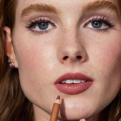 THE LIP PENCIL - US 7701