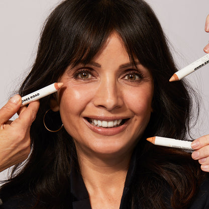THE FACE PENCIL - US 3837