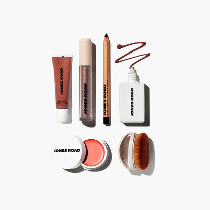 THE MAKEUP TRAVEL KIT 2.0 - US 7813